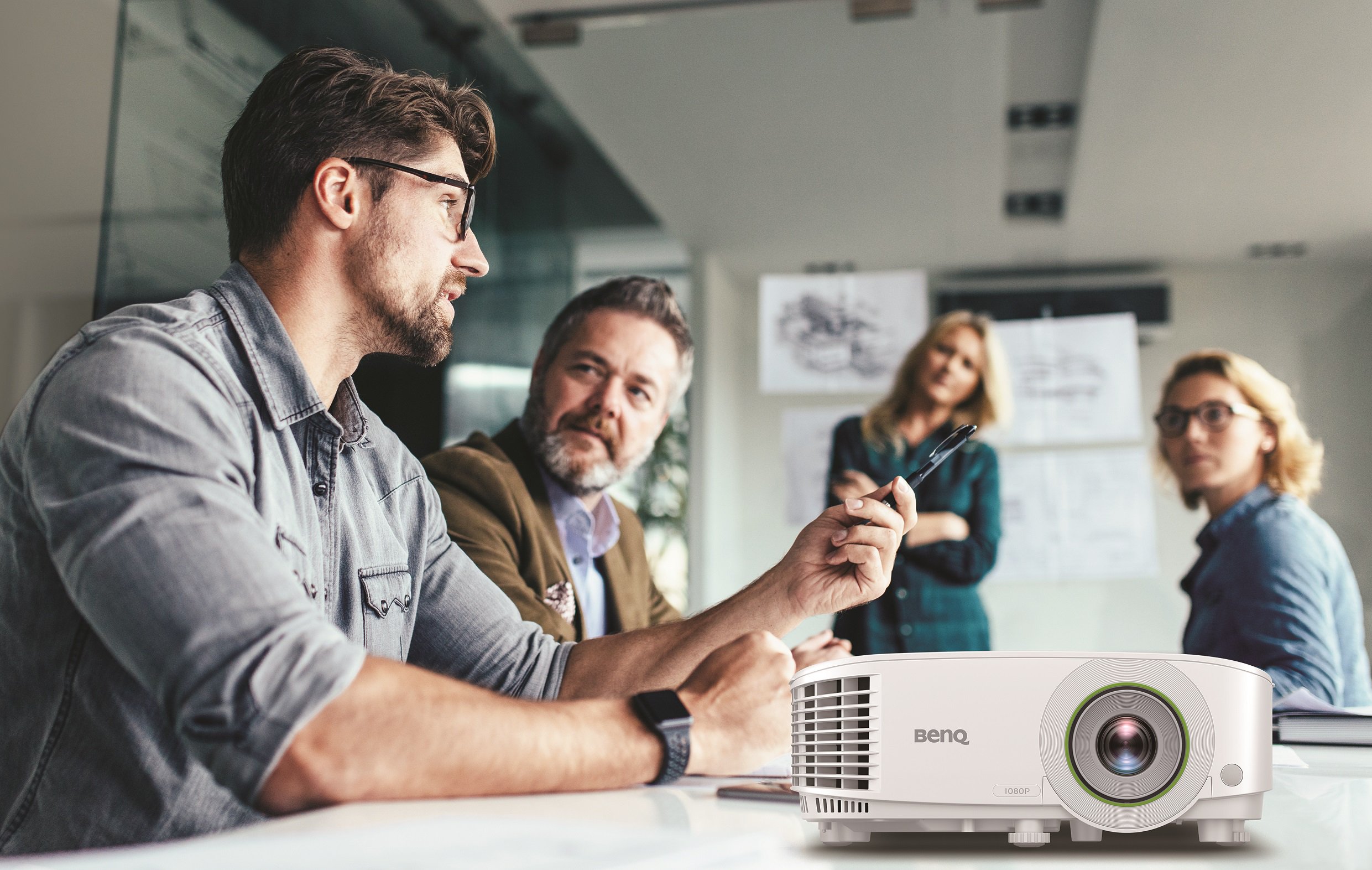 BenQ wireless smart projector is the ideal projector for your work or home. Easy to share contents from your iPhone or iPad. Best iphone projector. 